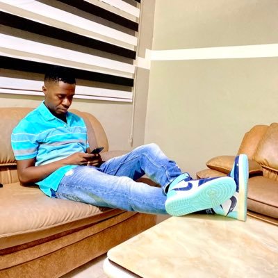 DeYoung4k's profile picture. Kind hearted