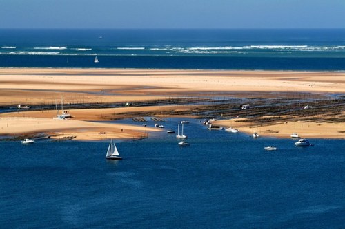 Retrouvez nous autour du Bassin d'Arcachon et partagez vos émotions sur le Bassin ! 
http://t.co/S7yHoERqDW