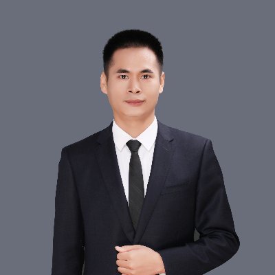 陈铭浩先生毕业于中南林业科技大学机电工程专业，取得硕士研究生学历。2012年创办长沙智德知识产权代理有限公司，带领团队连续3年取得专利代理申请量湖南省前三。