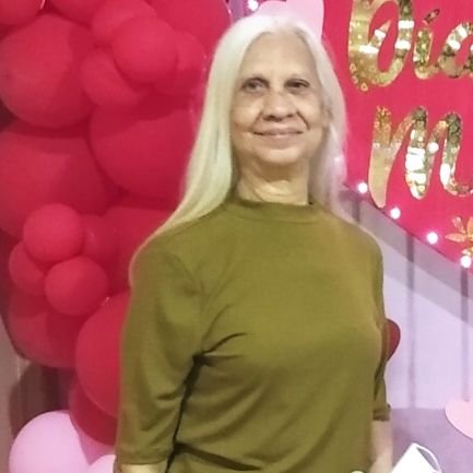 Madre y abuela universitaria, navega' dedicada tiempo completo al cuidado de mi familia a la q amo como a mi bella Venezuela No pornografia No DM No grupos