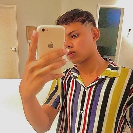 Ricardo00701105's profile picture. Vem papai