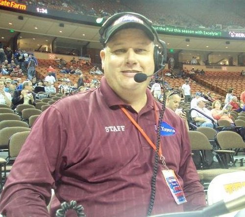 I am an Administrator/Broadcaster for http://t.co/Isr1ql5D. Broadcast football, basketball and baseball. Also do play-by-play for KFDM Channel 6.