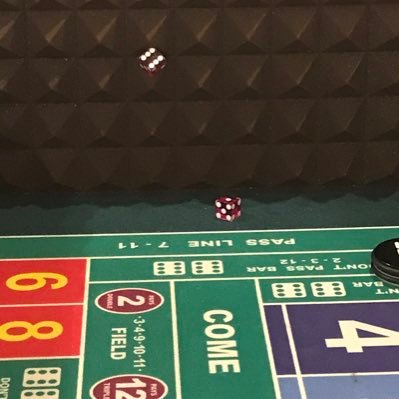 色々とディーラーで活動中です。ヘルプのご相談等はDMお願いします。対応種目:Poker(NLH、PLO、MIX対応可)、BJなどカジノゲーム系も対応可 ディーラー履歴→JOPT、JOPTOsaka、戦国ポーカーツアーなど大型トナメ他店舗様複数