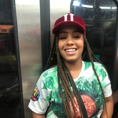 Vulgosematitude's profile picture. “Viva como se tudo fosse uma despedida, porque de fato é” 👼🏻 💜 06/02 🖤