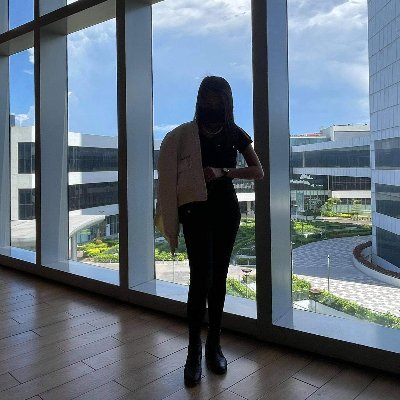 gayle_olandria's profile picture. Learning to live alongside cringe.