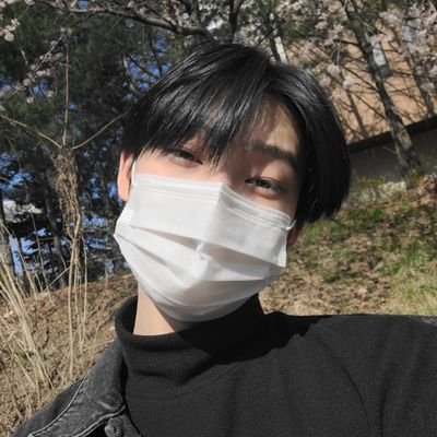 n• || hypenさんのプロフィール画像