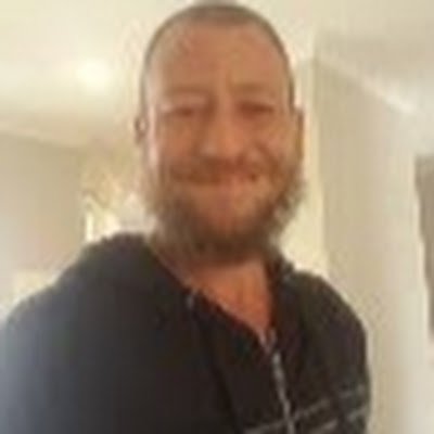 gwis3r's profile picture. Built different