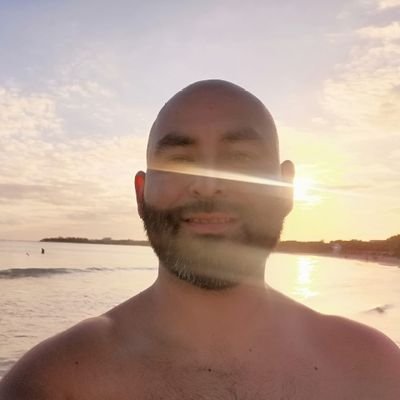 cessarcordova's profile picture. Un gordo más que le encanta comer y  cocinar.