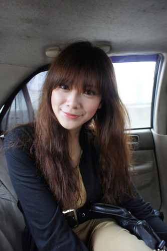 lurvieschia's profile picture. i have diffculty making choices in my life, but i'm still awesome.