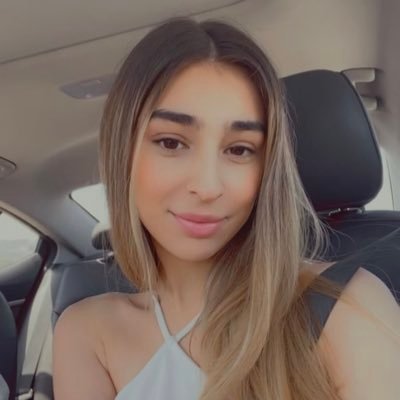 lizbethh_dee's profile picture. 💛https://t.co/PafzZ9QWiR