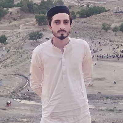 وقت جب فیصلہ کرتا ہے
تو گواہوں کی ضرورت نہیں پڑتی