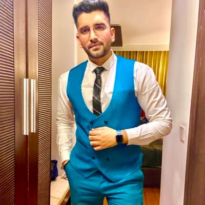 prateekbhalla8's profile picture. #digitalmarketing #Emailmarketing 
#SMM #SMO #Brandmanagement @digitalmarketing