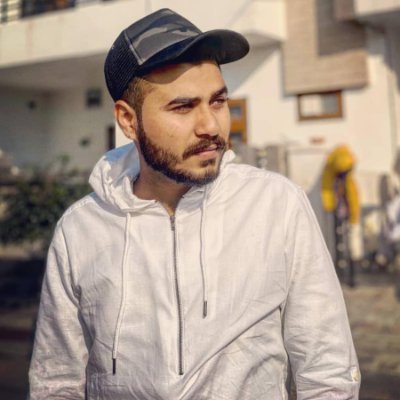 TushantSoni8's profile picture. RJ-13