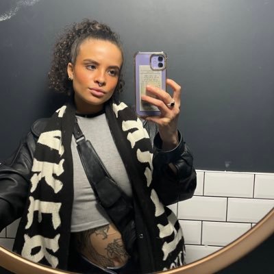 nirvamber's profile picture. 