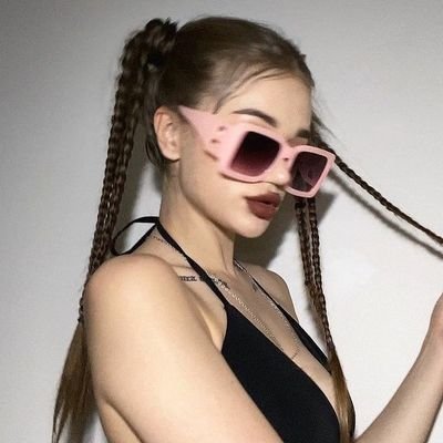 hjunzf's profile picture. ♡