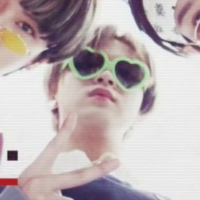 prettyfulsun's profile picture. it’s not living ( if it’s not with #HAECHAN & #MARK)