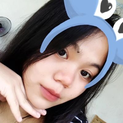 aira_beheran05's profile picture. Life ur life happy