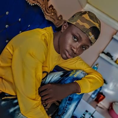 MY NAME IS NURA BALA, MOMYS PRIDE, PROUD TO BE A MUSLIM, AM ADDICTED TO WATS MAKES ME HAPPY