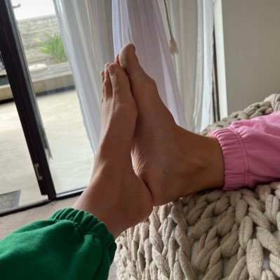 toeonshow's profile picture. Secret kink account for a lad from Leicester UK…. just here for feet, tickling, trans ladies and to be dominated! looking for sessions and fun!!