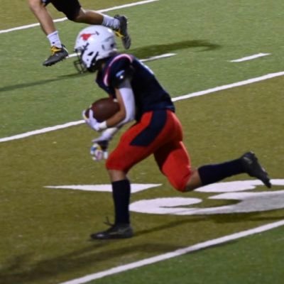 TWHS c/o 2023 WR #15 5’9 170 lbs (3.8 gpa) 3 sport athlete #559-631-5036 https://t.co/velwXmLNS5