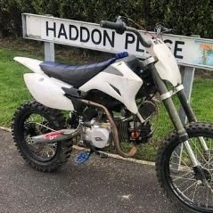 IMonkey05's profile picture. A legendary monkey