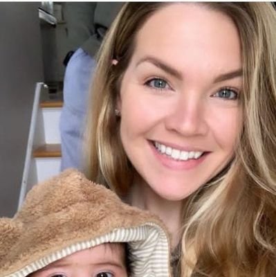 SundayA17155008's profile picture. 