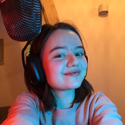 Ik ben hier eigenlijk alleen om te zeiken, te reageren op tweets | ❤️Affiliate streamer on twitch | ⭐️Finalist Beste Talent DSA