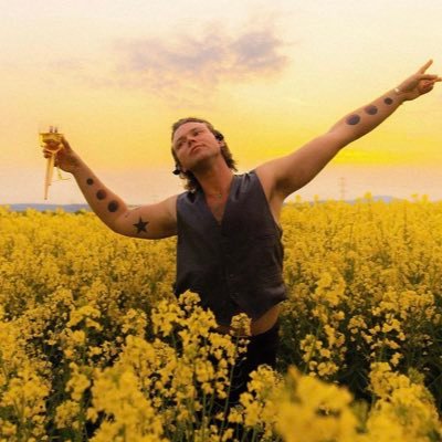 anneloves5soss's profile picture. 19