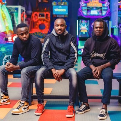 kezingtonmalole's profile picture. only the strong.