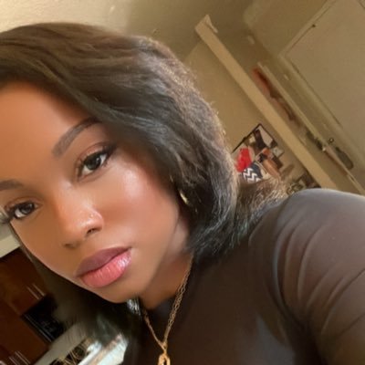 USCU Alumna 👩🏾🎓 | Virgo| 1908🐸| Travel Advisor ✈️| The Corporate Hottie 💞|