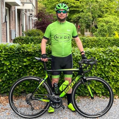vader van Marc & Max. Wielerliefhebber, amateurfietser.