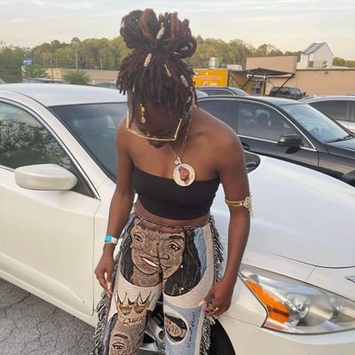 50% Masculine 💪🏾
50% Feminine 💅🏾
100% REAL 🤞🏾💜
Warrior-Goddess
#LLMyBrother #LLMyDaddy