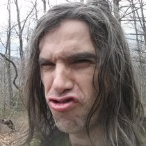 Does stuff. Current 'member of acts: Heavy Pauses, Simpatico, Burnt Pizza, Perverted and Wiggpaw. Old acts: Skarekrauradio, Global D. Lab rat by day.