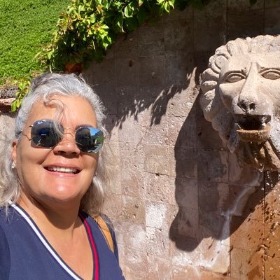 DivinaRosie's profile picture. 