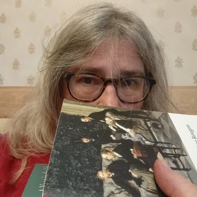 Book dependent, Who obsessed, sticky memory she/her