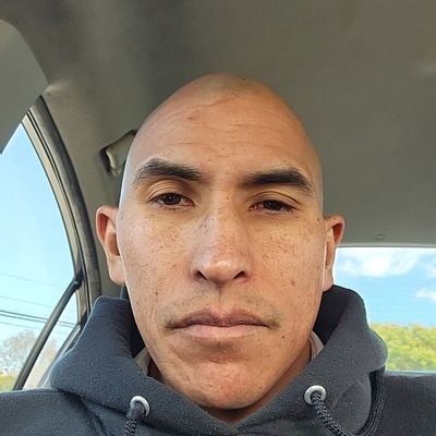 crls_pnl's profile picture. 