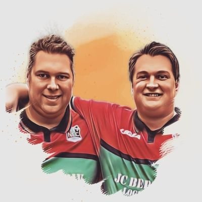 Eigenaar Telejob , Hollandjob, etc zanger, tekstschrijver, uitgever, opa, oppernuilerd en zwart /wit....je houdt van me of niet. HET IS NETWERK