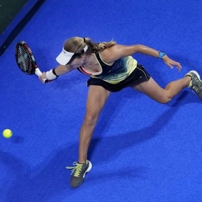 Jugadora profesional de Padel en circuito World Padel Tour 🎾
 @noxpadel 

Jugadora de la UCAM de tenis, actual bicampeona de España universitaria.