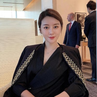 Valerie93942581's profile picture. Living and working in New York, LIKE to make friends, divorced and single, looking for a life partner, my telegram and WhatSAPP+13322548771, understand each oth