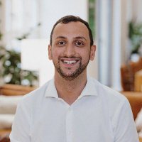 Ali Albazaz (@iamalialbazaz) 's Twitter Profile