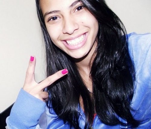 me chamo thayná,tenho 15anos,moro no Rio de janeiro,signo de Áries .. http://t.co/umDFcCDJ8G