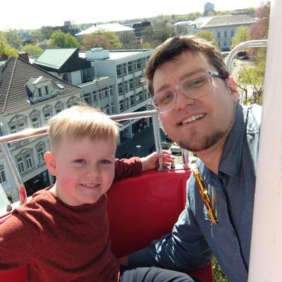 _DeO_'s profile picture. Vater, Software Engineer, Nerd