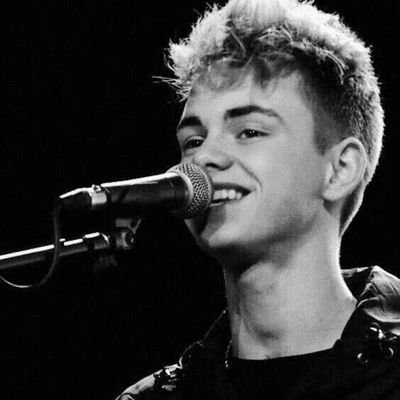 my standards will forever be high || ⅐ - a corbyn besson fanatic;
a fan account !!