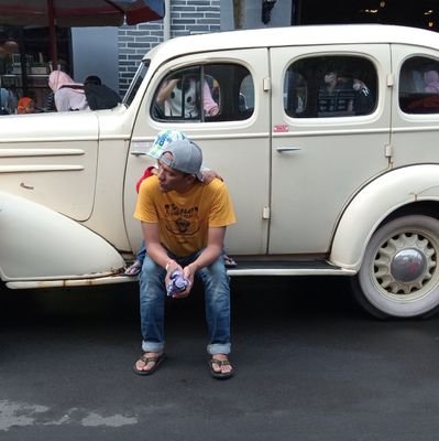 jadi_Did's profile picture. Retweet aja kok bro,gak usah ditanggepin :)