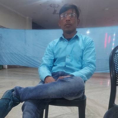 VaseulR's profile picture. Moon rizvi