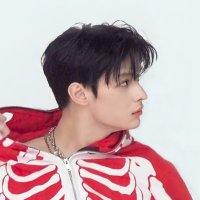 Lia 'Ω' (@jamesarchive05) 's Twitter Profile