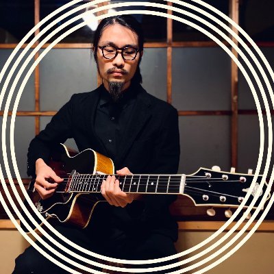 琴線に触れる音を探すギタリスト。JazzやFunk、古いギターについて呟きます。シタール初心者。インド古典音楽/ギターリペア/ Ambient Music / Model:Cyclesに興味があります。practice = meditation. ピアノとのデュオのJazz演奏を公開しています🎹🎸