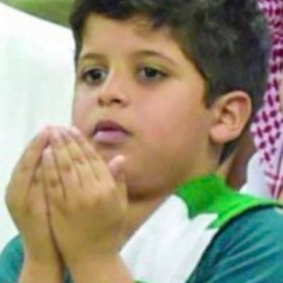 نقدر ونحترم كل من يعشق هذا الكيااان الشامخ ،،،وعبرالزمان سنمضي معآ،،، !!امجانين بحبك ي أهلي مجانين!! اللهم ان التوفيق عليك ي رب