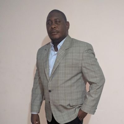 FredMandi's profile picture. Concepteur de projets de communication. CEO de l'agence Four-X.