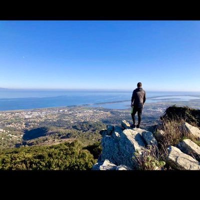 2b_Yann's profile picture. 